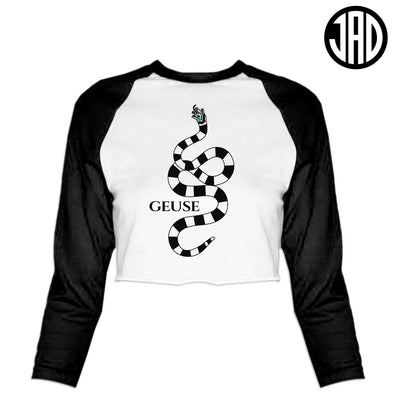 Geuse Snake - Women's Cropped Baseball Tee